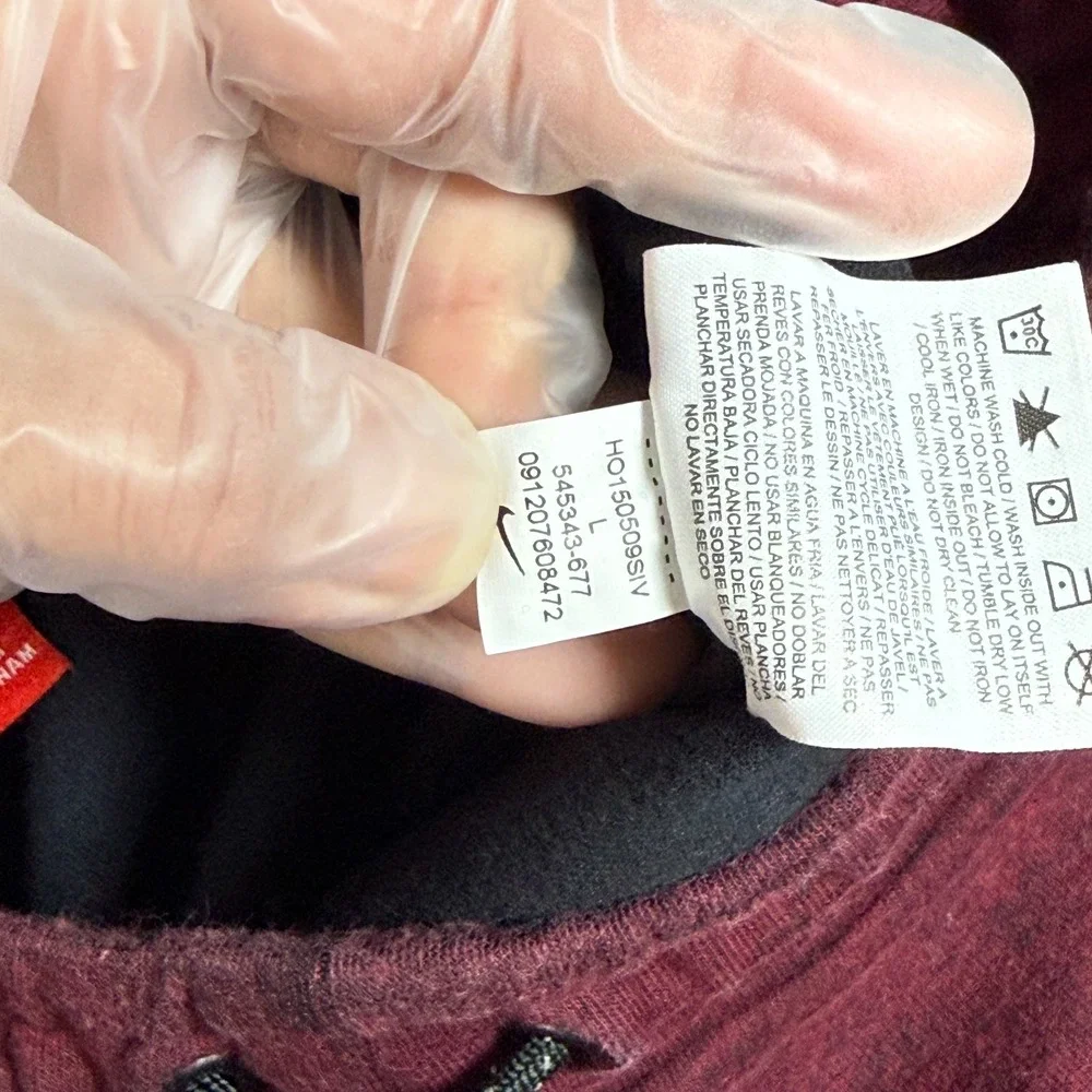 Nike tag size